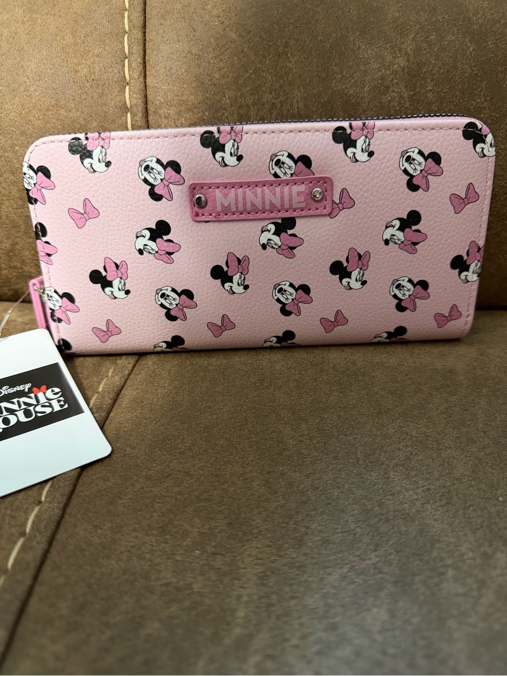 Disney Minnie Mouse Pink Zip Wallet